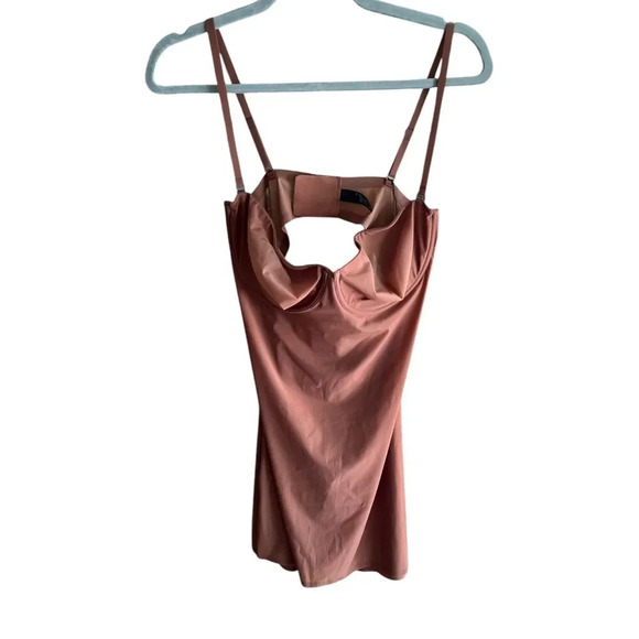 SKIMS Naked Slip Dress Jasper - Picture 4 of 5
